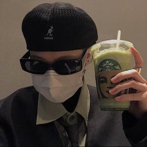 客厅ying乱亲女高H小雪
